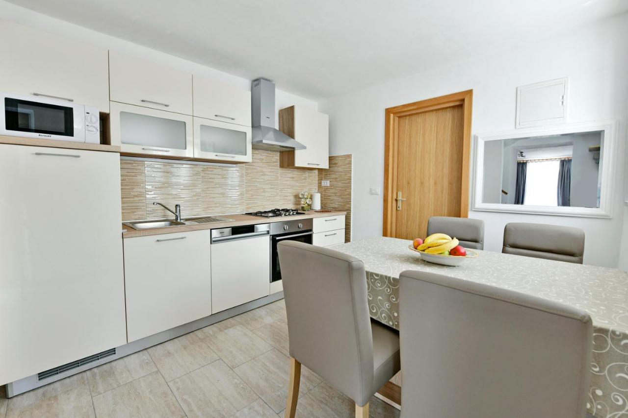 House Nona Villa Sveti Lovreč Pazenatički Екстериор снимка