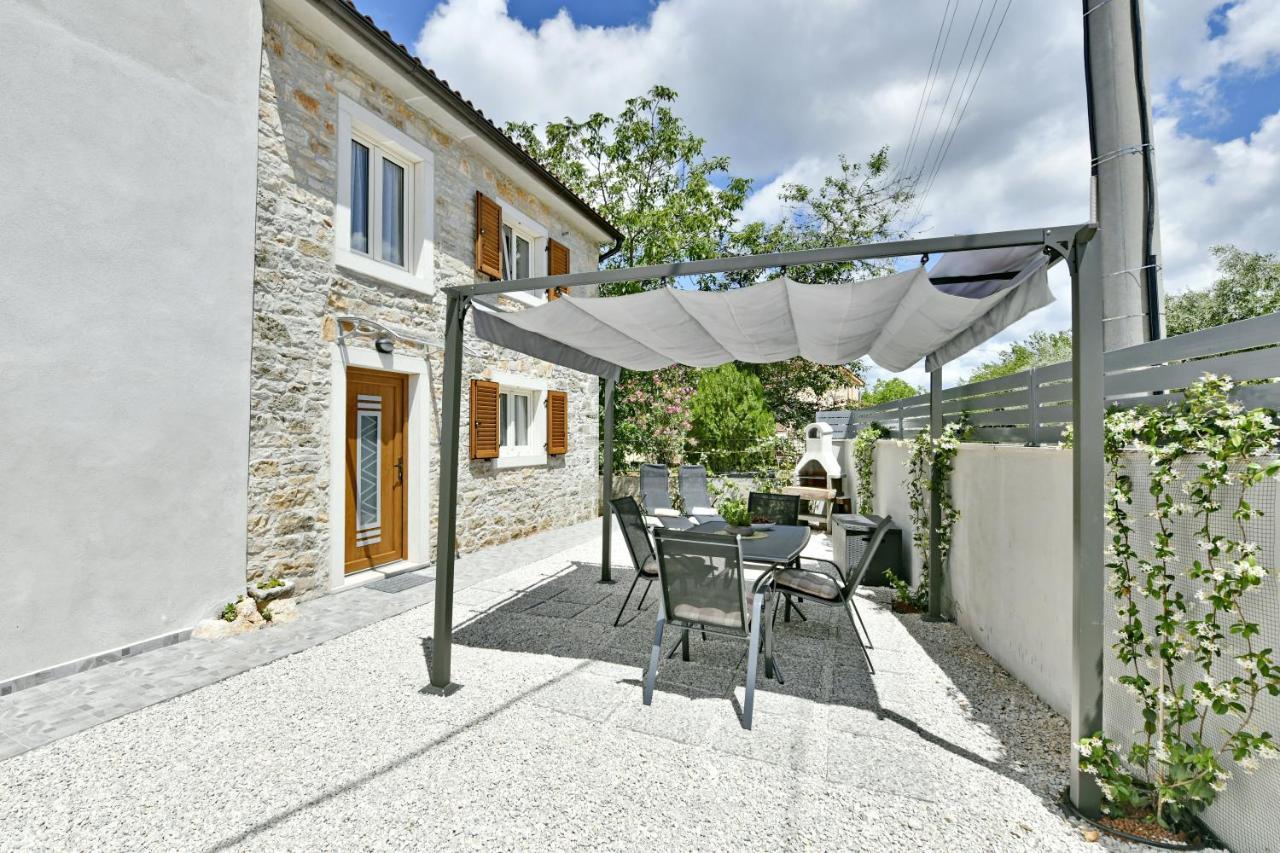 House Nona Villa Sveti Lovreč Pazenatički Екстериор снимка